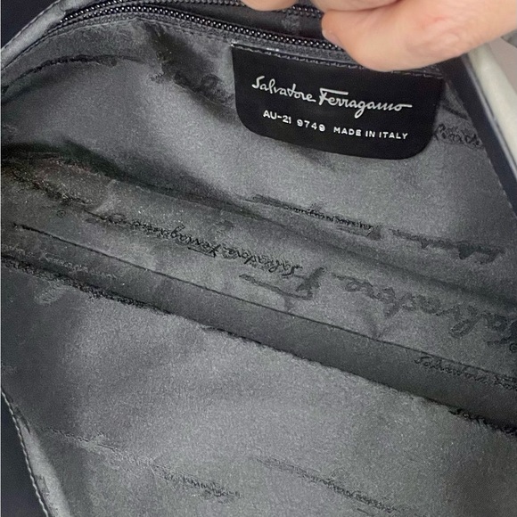 Salvatore Ferragamo Sport Shoulder Bag - Picture 7 of 9